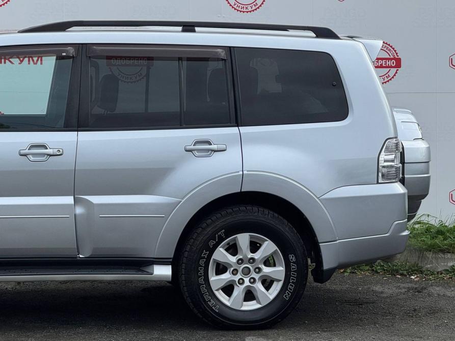 Mitsubishi Pajero IV Рестайлинг 1 Екатеринбург  - изображение 13