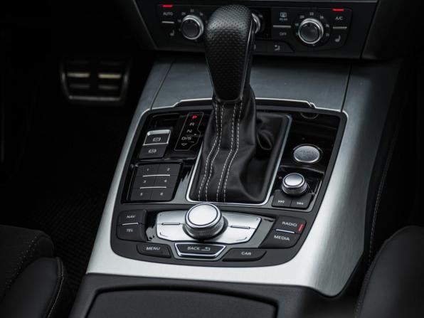 Audi A6 IV (C7) Рестайлинг с пробегом 2018 года, цена 2 929 000 рублей, 89732 км, седан, Автокод Объявления