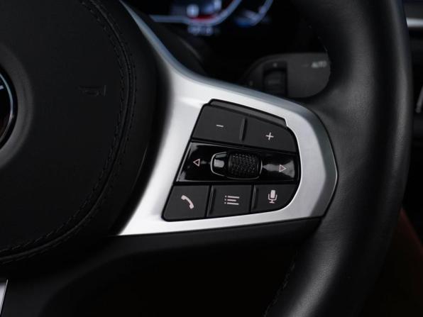 BMW 5 серии VII (G30/G31/G38) Рестайлинг с пробегом 2022 года, цена 4 532 444 рубля, 43792 км, седан, Автокод Объявления