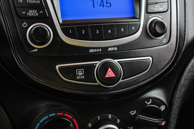 Hyundai Solaris I с пробегом 2014 года, цена 749 000 рублей, 130419 км, хэтчбек, Автокод Объявления