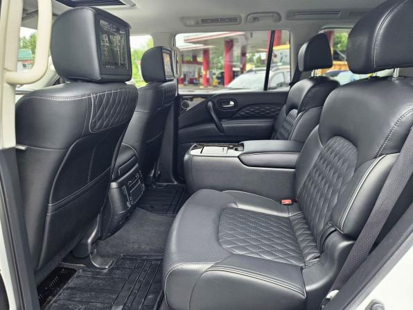 Infiniti QX80 I Рестайлинг 2 с пробегом 2018 года, цена 5 300 000 рублей, 49502 км, внедорожник, Автокод Объявления