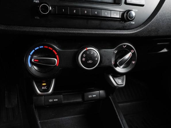 Kia Rio IV с пробегом 2018 года, цена 1 087 000 рублей, 106362 км, седан, Автокод Объявления