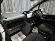 Toyota Voxy III (R80) Красноярск  - изображение 34