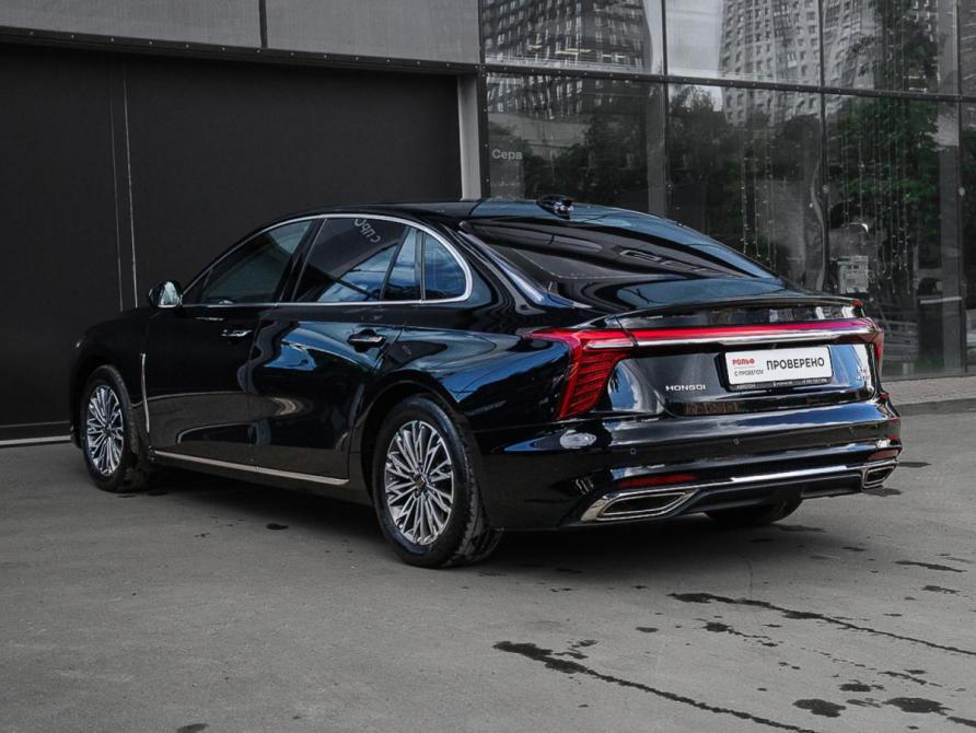 Hongqi H5 II Москва  - изображение 6