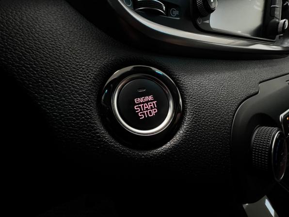 Kia Sorento III Prime Рестайлинг с пробегом 2019 года, цена 3 030 000 рублей, 140750 км, внедорожник, Автокод Объявления