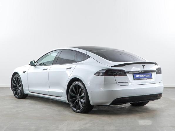 Tesla Model S I Рестайлинг с пробегом 2017 года, цена 2 951 444 рубля, 62860 км, лифтбек, Автокод Объявления