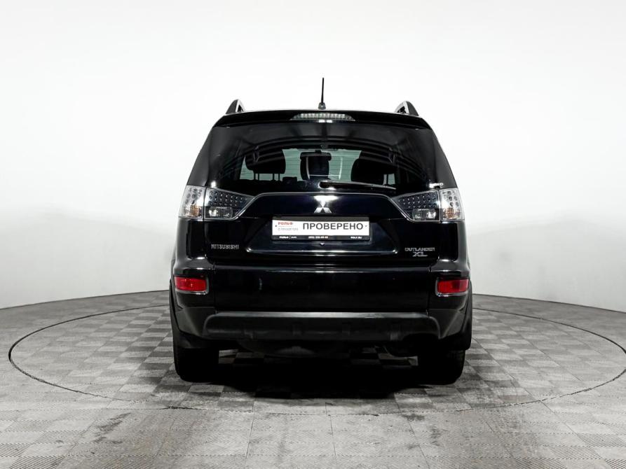 Mitsubishi Outlander II Рестайлинг Санкт-Петербург  - изображение 6