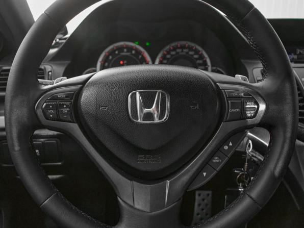 Honda Accord VIII Рестайлинг с пробегом 2011 года, цена 1 400 000 рублей, 200699 км, седан, Автокод Объявления