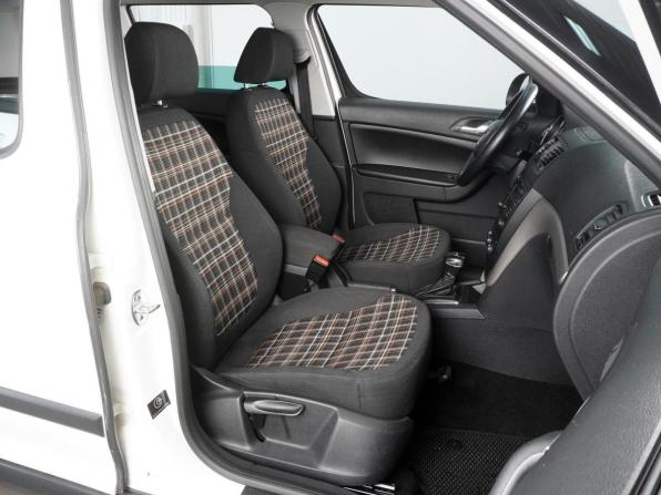 Skoda Yeti I с пробегом 2012 года, цена 889 000 рублей, 123420 км, внедорожник, Автокод Объявления