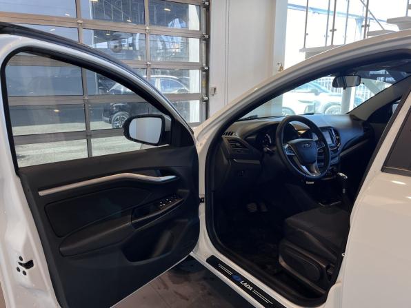 Lada (ВАЗ) Vesta I с пробегом 2021 года, цена 1 190 000 рублей, 58336 км, седан, Автокод Объявления