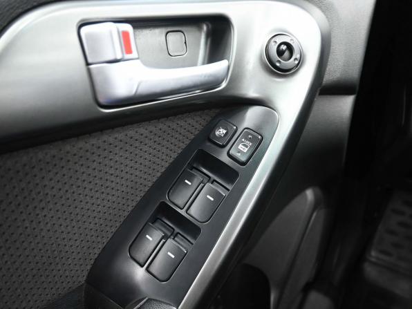 Kia Cerato II с пробегом 2010 года, цена 729 900 рублей, 240000 км, седан, Автокод Объявления