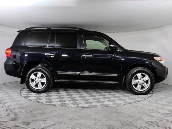Toyota Land Cruiser 200 Series Рестайлинг 1 с пробегом 2012 года, цена 3 977 000 рублей, 193355 км, внедорожник, Автокод Объявления