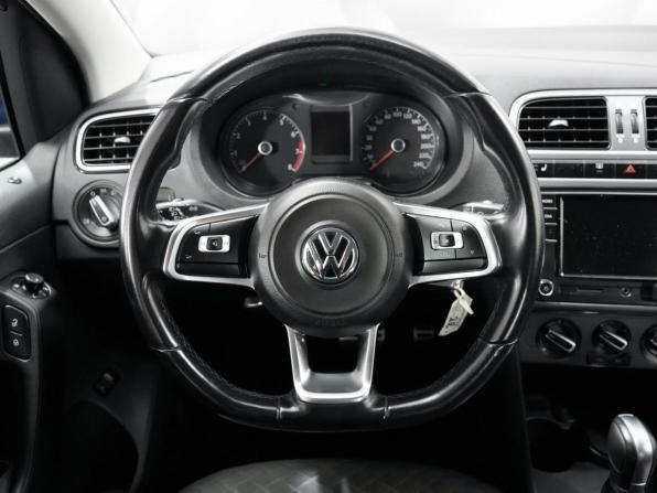 Volkswagen Polo V Рестайлинг с пробегом 2018 года, цена 1 444 000 рублей, 73000 км, седан, Автокод Объявления