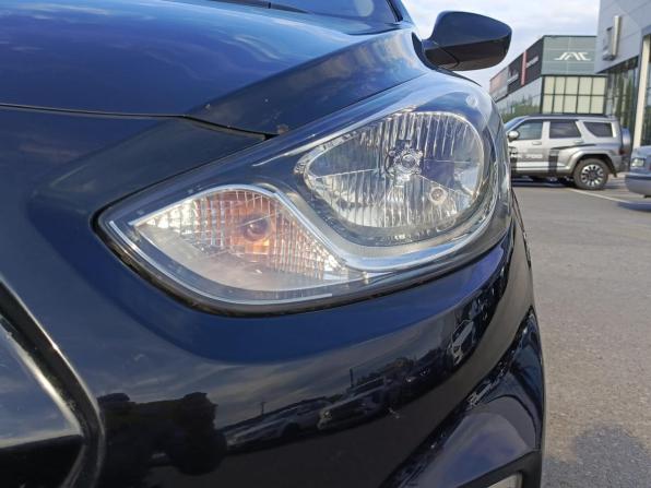 Hyundai Solaris I с пробегом 2012 года, цена 716 000 рублей, 209405 км, седан, Автокод Объявления