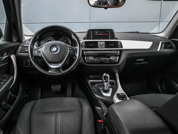 BMW 1 серии II (F20/F21) Рестайлинг 2 с пробегом 2018 года, цена 1 934 000 рублей, 129940 км, хэтчбек, Автокод Объявления