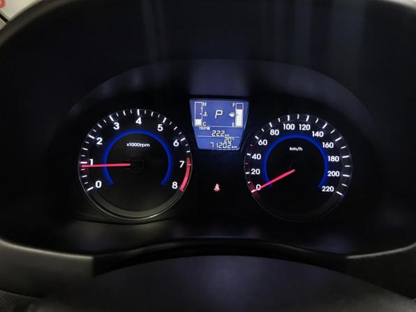 Hyundai Solaris I Рестайлинг с пробегом 2016 года, цена 1 225 000 рублей, 71301 км, седан, Автокод Объявления
