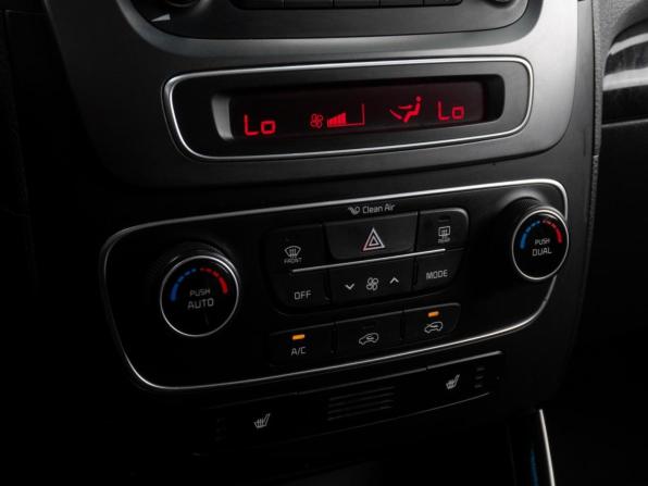 Kia Sorento II Рестайлинг с пробегом 2019 года, цена 2 299 000 рублей, 172794 км, внедорожник, Автокод Объявления