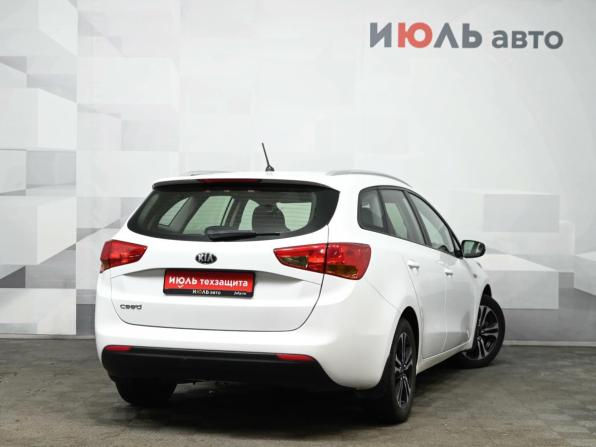 Kia Ceed II с пробегом 2015 года, цена 1 050 000 рублей, 201400 км, универсал, Автокод Объявления