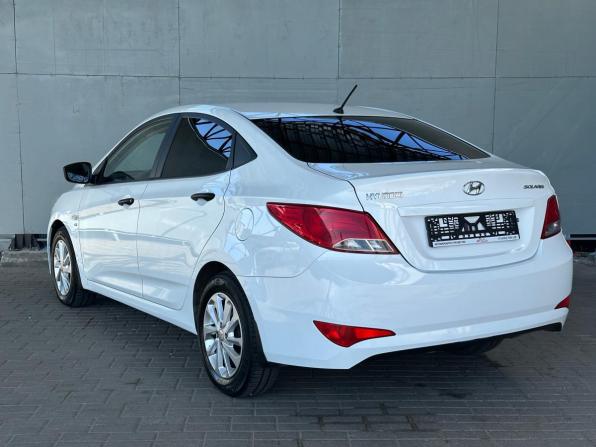 Hyundai Solaris I Рестайлинг с пробегом 2014 года, цена 1 070 000 рублей, 96600 км, седан, Автокод Объявления