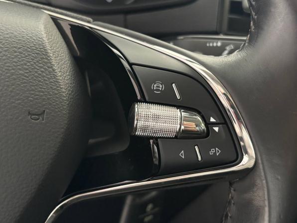Skoda Karoq I с пробегом 2020 года, цена 2 156 000 рублей, 94764 км, внедорожник, Автокод Объявления