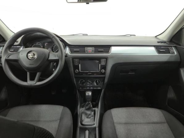 Skoda Rapid I Рестайлинг с пробегом 2018 года, цена 1 040 000 рублей, 128877 км, лифтбек, Автокод Объявления