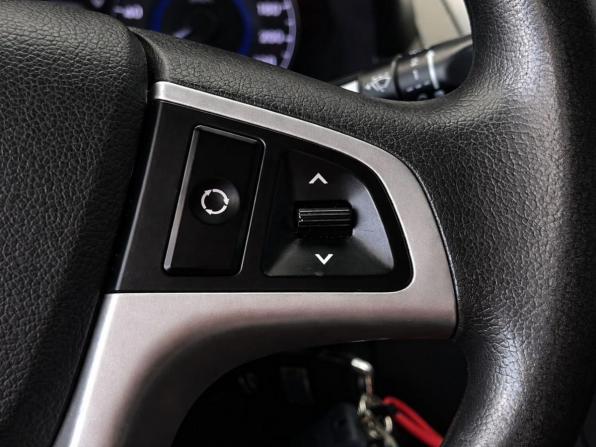 Hyundai Solaris I с пробегом 2014 года, цена 857 000 рублей, 201457 км, седан, Автокод Объявления