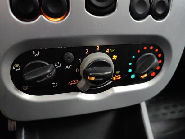 Renault Sandero I с пробегом 2011 года, цена 535 000 рублей, 56000 км, хэтчбек, Автокод Объявления