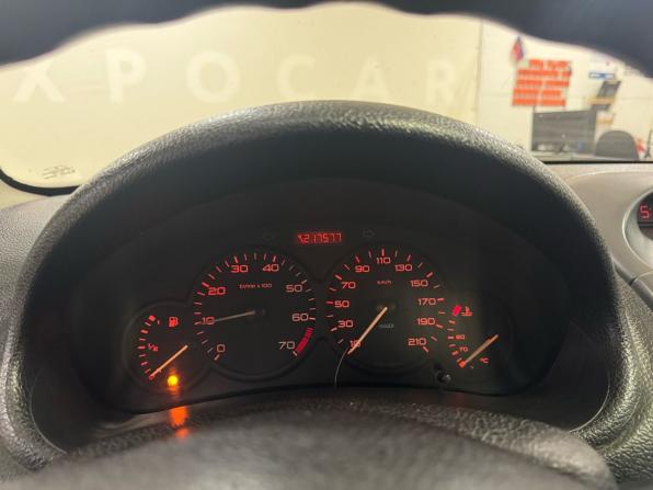 Peugeot 206 с пробегом 2001 года, цена 190 000 рублей, 215574 км, хэтчбек, Автокод Объявления