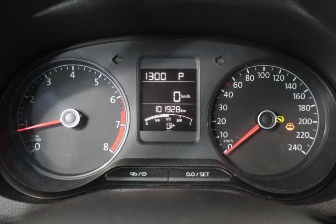 Volkswagen Polo V Рестайлинг с пробегом 2017 года, цена 1 099 000 рублей, 100000 км, седан, Автокод Объявления