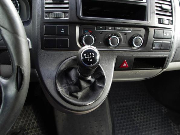 Volkswagen Caravelle T5 Рестайлинг с пробегом 2012 года, цена 1 490 000 рублей, 525238 км, минивэн, Автокод Объявления