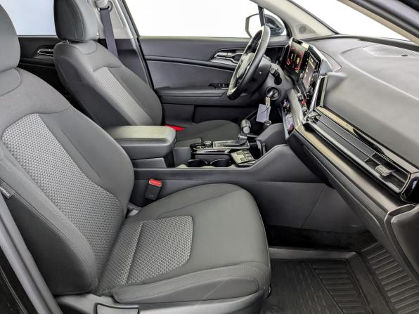 Kia Sportage V с пробегом 2024 года, цена 3 250 000 рублей, 40058 км, внедорожник, Автокод Объявления