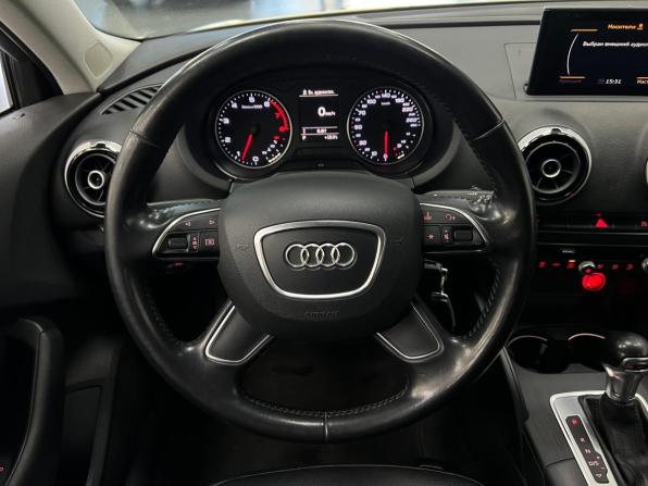 Audi A3 III (8V) с пробегом 2015 года, цена 1 070 000 рублей, 279296 км, хэтчбек, Автокод Объявления