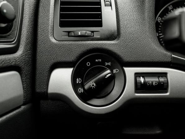 Skoda Octavia II (A5) Рестайлинг с пробегом 2013 года, цена 1 000 000 рублей, 191041 км, лифтбек, Автокод Объявления