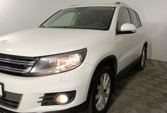 Volkswagen Tiguan I Рестайлинг с пробегом 2012 года, цена 1 222 000 рублей, 210032 км, внедорожник, Автокод Объявления