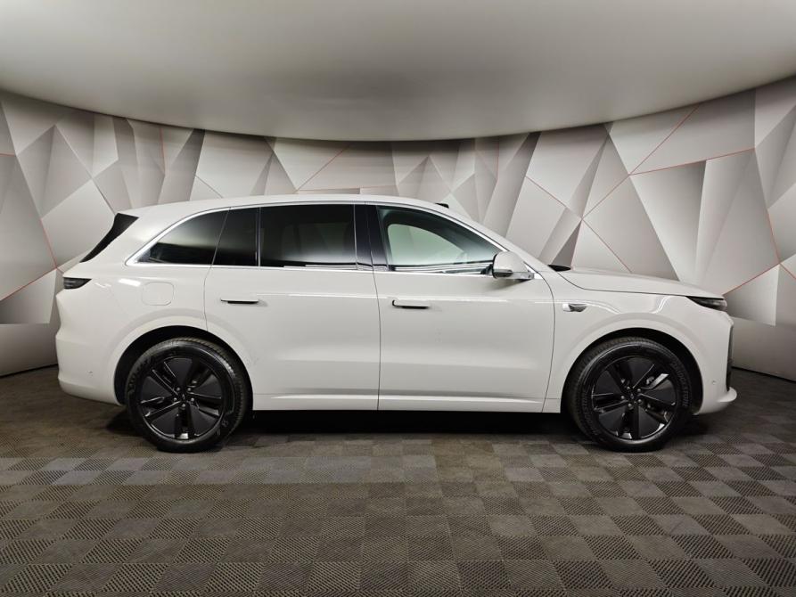 Li Auto (Lixiang) L6 Москва  - изображение 6