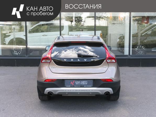 Volvo V40 Cross Country I с пробегом 2013 года, цена 1 263 000 рублей, 165514 км, хэтчбек, Автокод Объявления