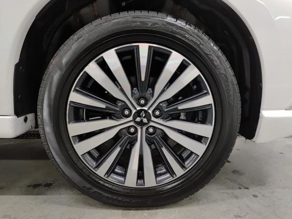 Mitsubishi Outlander III Рестайлинг 3 с пробегом 2022 года, цена 2 580 000 рублей, 69002 км, внедорожник, Автокод Объявления