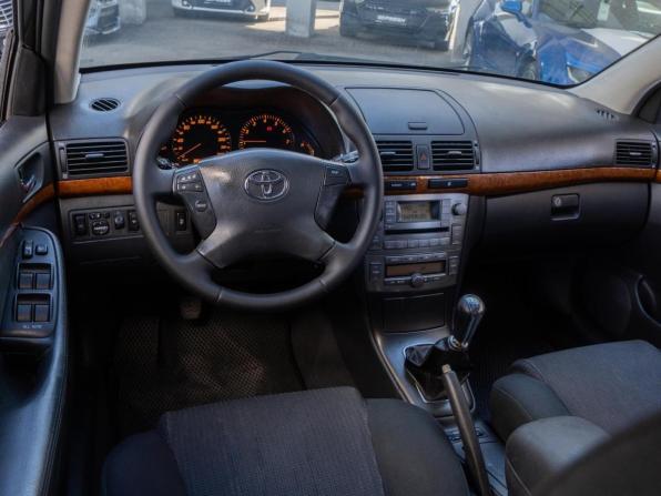 Toyota Avensis II Рестайлинг с пробегом 2006 года, цена 599 900 рублей, 411739 км, седан, Автокод Объявления