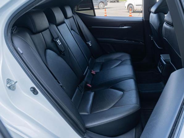 Toyota Camry VIII (XV70) Рестайлинг с пробегом 2021 года, цена 2 995 000 рублей, 38123 км, седан, Автокод Объявления