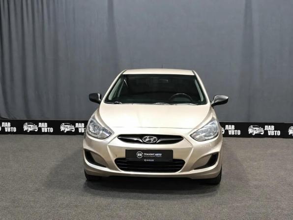Hyundai Solaris I с пробегом 2012 года, цена 669 000 рублей, 130000 км, седан, Автокод Объявления