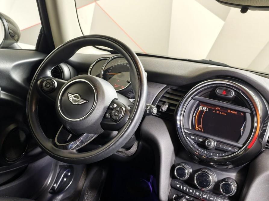 Mini Hatch III (F55/F56) Москва  - изображение 15