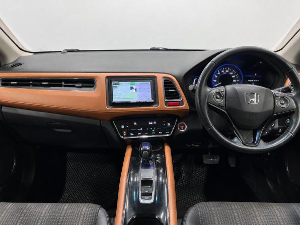 Honda Vezel I с пробегом 2014 года, цена 1 299 000 рублей, 225000 км, внедорожник, Автокод Объявления