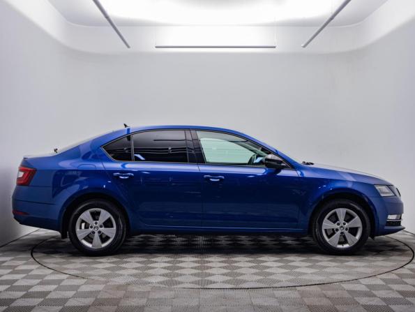 Skoda Octavia III (A7) Рестайлинг с пробегом 2019 года, цена 2 260 000 рублей, 110684 км, лифтбек, Автокод Объявления