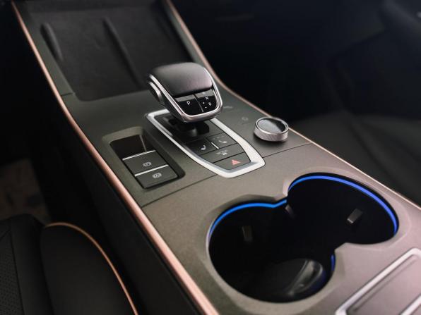Omoda C5 I с пробегом 2023 года, цена 1 900 000 рублей, 15604 км, внедорожник, Автокод Объявления