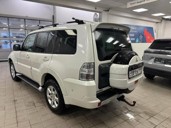 Mitsubishi Pajero IV Рестайлинг 1 с пробегом 2014 года, цена 2 750 000 рублей, 65114 км, внедорожник, Автокод Объявления
