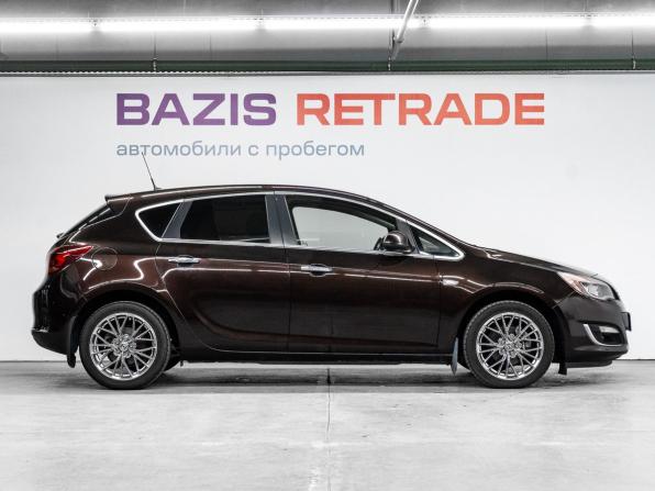 Opel Astra J Рестайлинг с пробегом 2013 года, цена 835 000 рублей, 196458 км, хэтчбек, Автокод Объявления