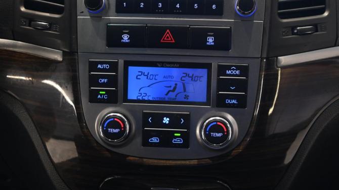 Hyundai Santa Fe II Рестайлинг с пробегом 2010 года, цена 880 000 рублей, 257757 км, внедорожник, Автокод Объявления