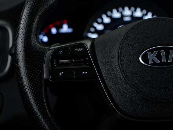 Kia Sorento III Prime Рестайлинг с пробегом 2017 года, цена 3 249 050 рублей, 132085 км, внедорожник, Автокод Объявления