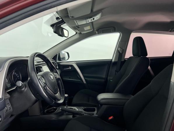 Toyota RAV4 IV (XA40) Рестайлинг с пробегом 2017 года, цена 2 585 000 рублей, 80000 км, внедорожник, Автокод Объявления