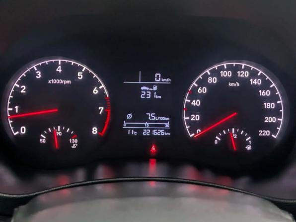 Hyundai Solaris II с пробегом 2019 года, цена 1 169 000 рублей, 221549 км, седан, Автокод Объявления